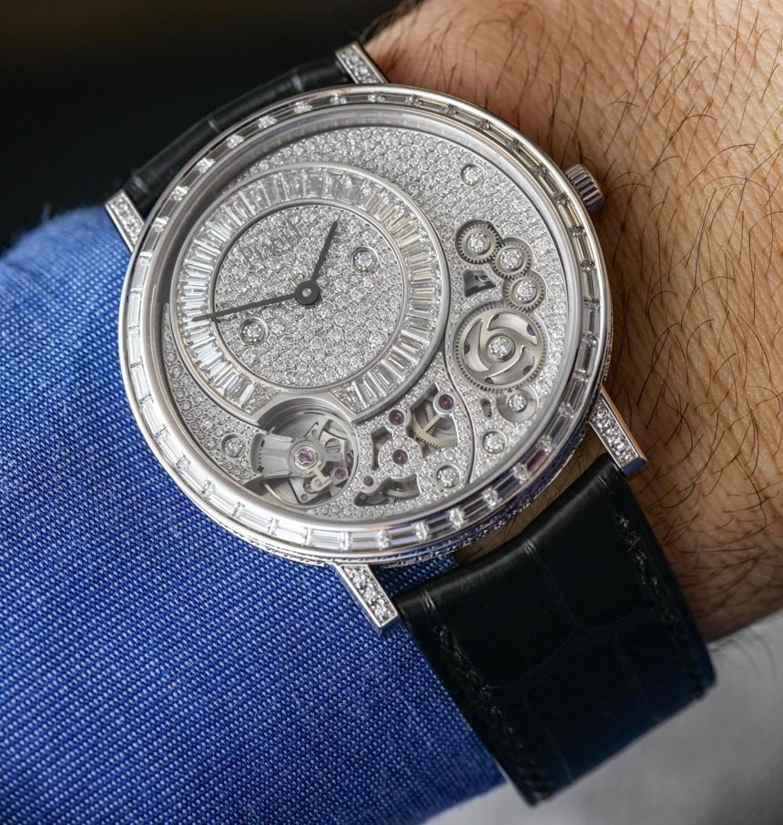 Piaget Altiplano 900D Hands-On: World's Thinnest Mechanical Jewelry Watch Hands-On 